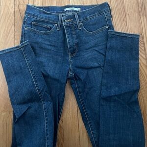 Levi’s 311 Shaping Skinny